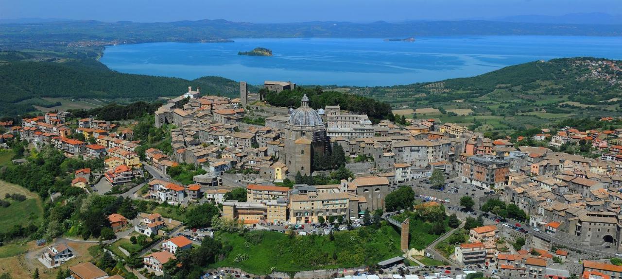 Alloggio Turistico Centro Storico Malatesta Montefiascone Buitenkant foto